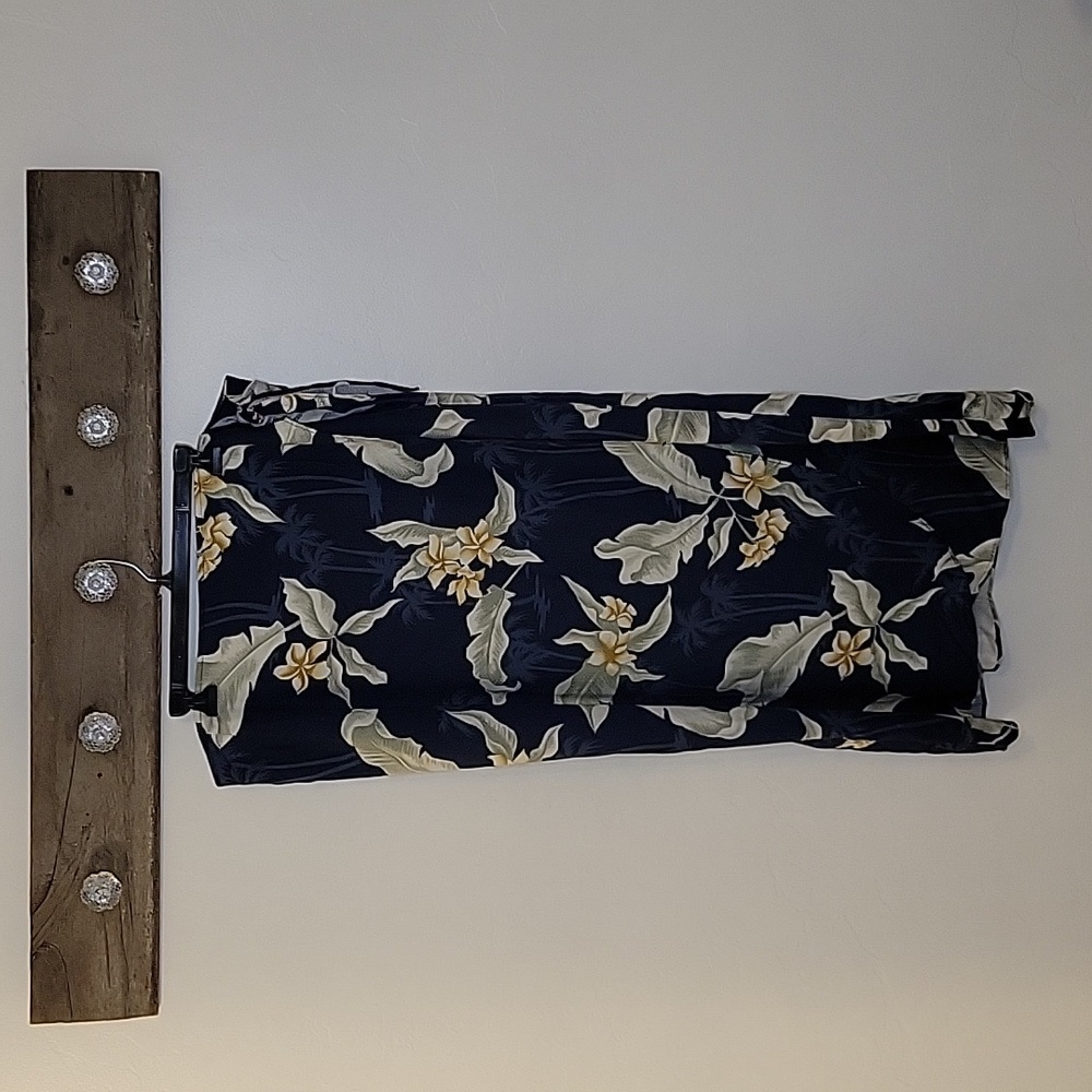 NWOT Hilo Hattie wrap Skirt SZ XL